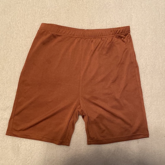 SHEIN Biker Shorts - Picture 2 of 3